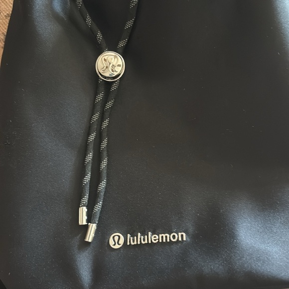 Lululemon crossbody bag. - Picture 5 of 6